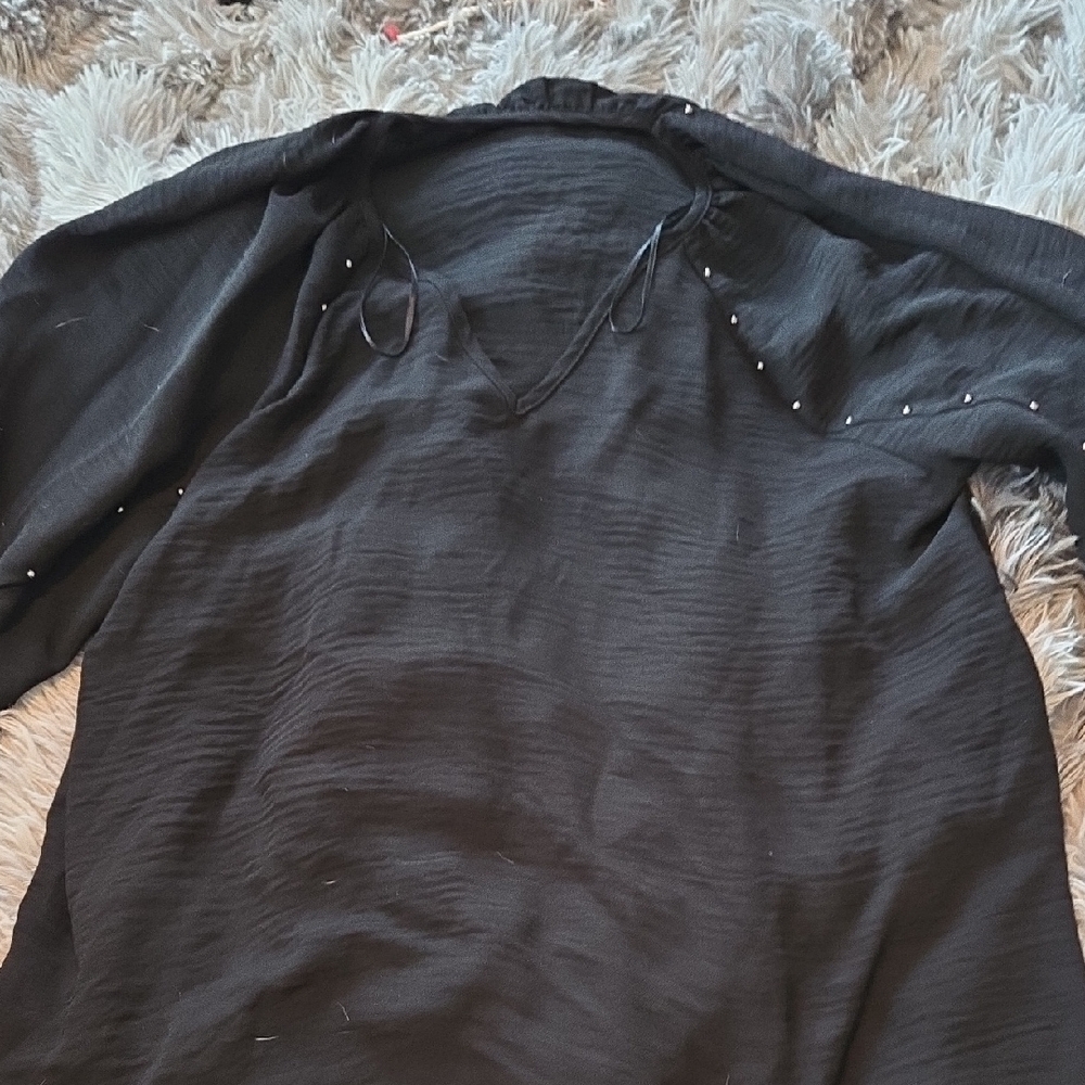 Simply Vera V-Neck Dress Shirt
